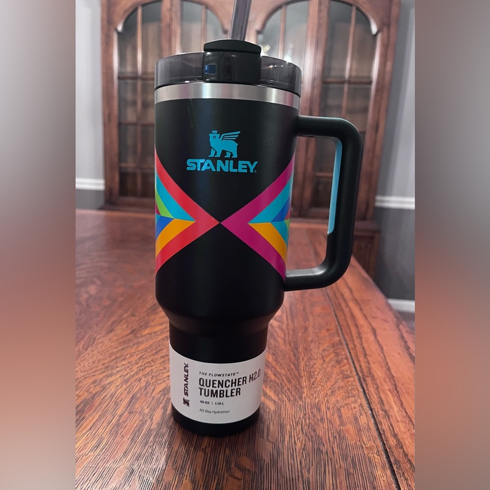 NWT Rare Stanley 40oz Tumbler